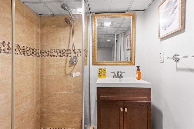 42 Pelham Parkway, North Providence, RI 02911