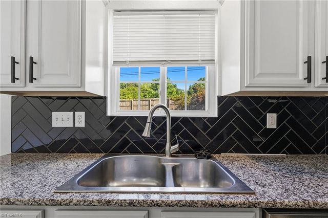 4020 banbridge Drive, High Point, NC 27260