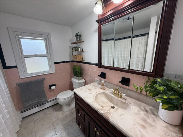 43 Birchwood Drive, New Windsor, NY 12553