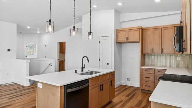 16803 N Wellington Rd, Colbert, WA 99005