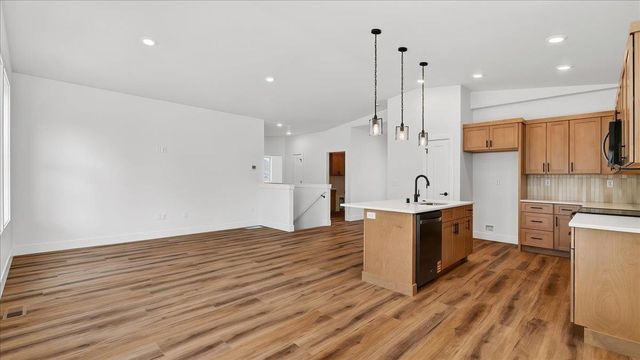 16803 N Wellington Rd, Colbert, WA 99005