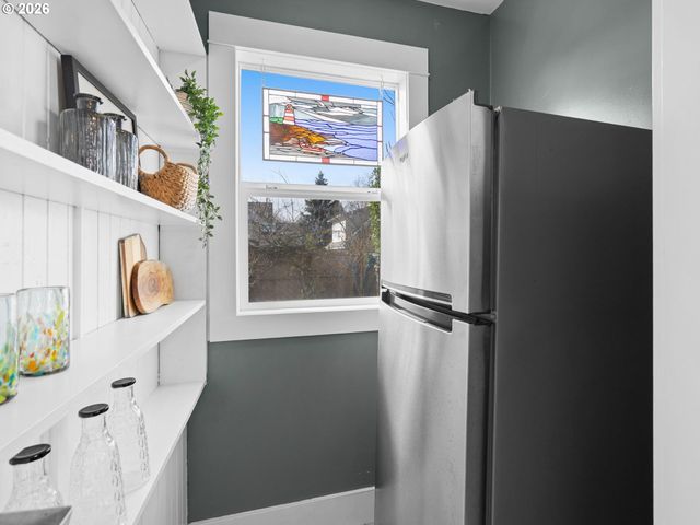 4037 Ne 8TH Ave, Portland, OR 97212