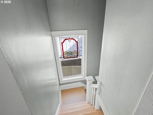 4037 Ne 8TH Ave, Portland, OR 97212