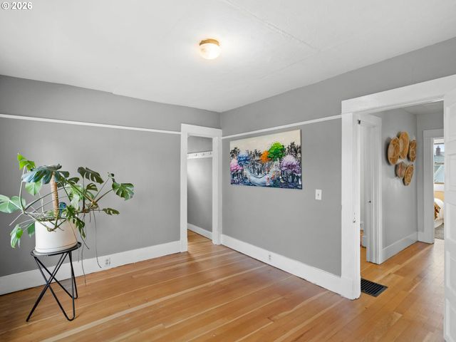 4037 Ne 8TH Ave, Portland, OR 97212