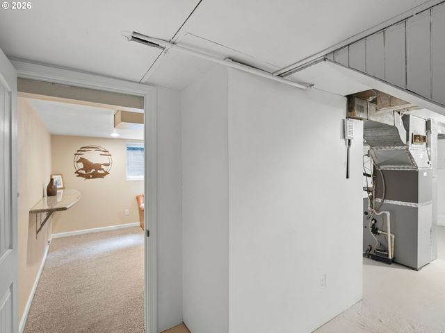 4037 Ne 8TH Ave, Portland, OR 97212