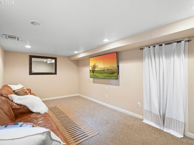 4037 Ne 8TH Ave, Portland, OR 97212