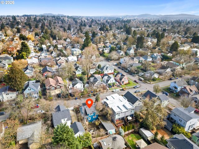 4037 Ne 8TH Ave, Portland, OR 97212