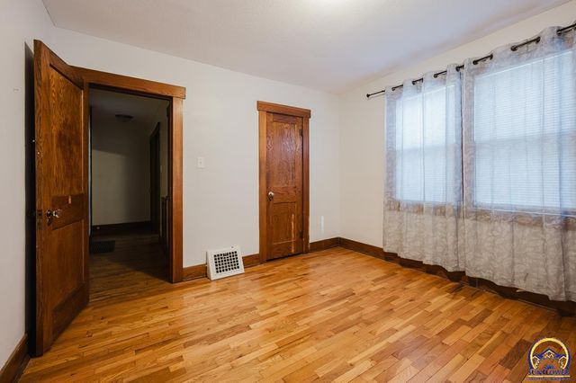 622 SW Lindenwood AVE, Topeka, KS 66606