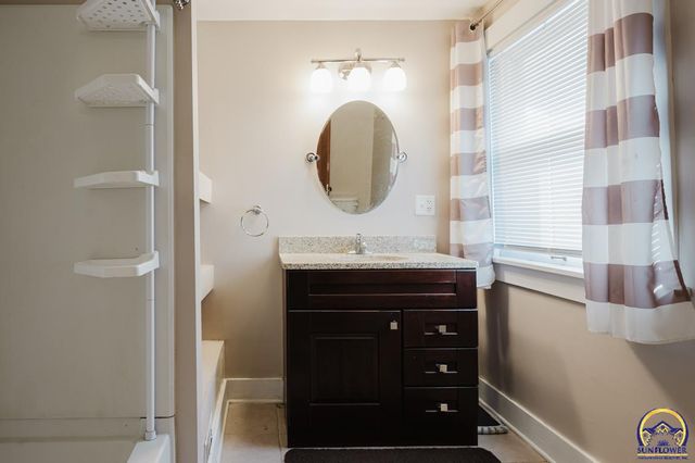 622 SW Lindenwood AVE, Topeka, KS 66606