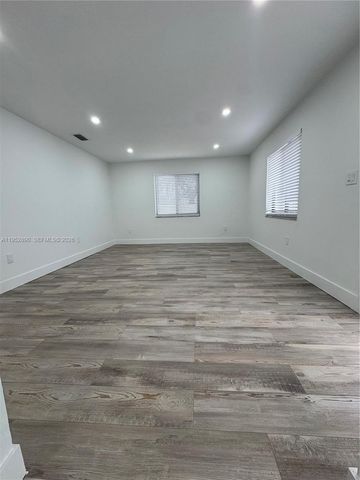 3609 SW 27th St 3609, Miami, FL 33133