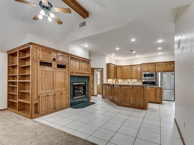 809 Grandview Rd, Tuttle, OK 73089