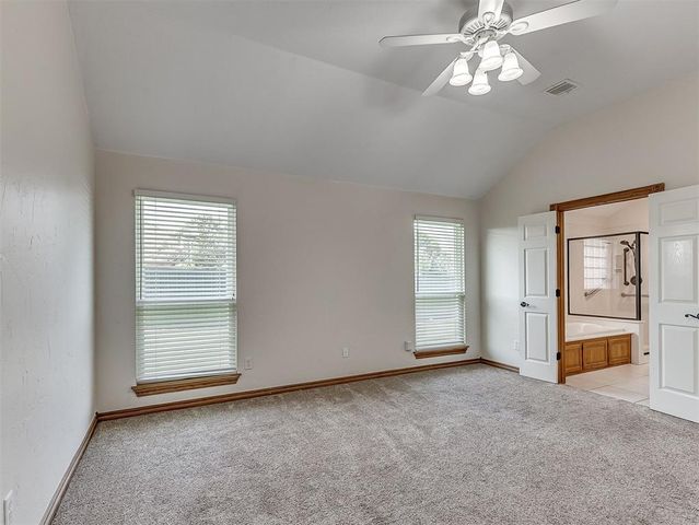 809 Grandview Rd, Tuttle, OK 73089