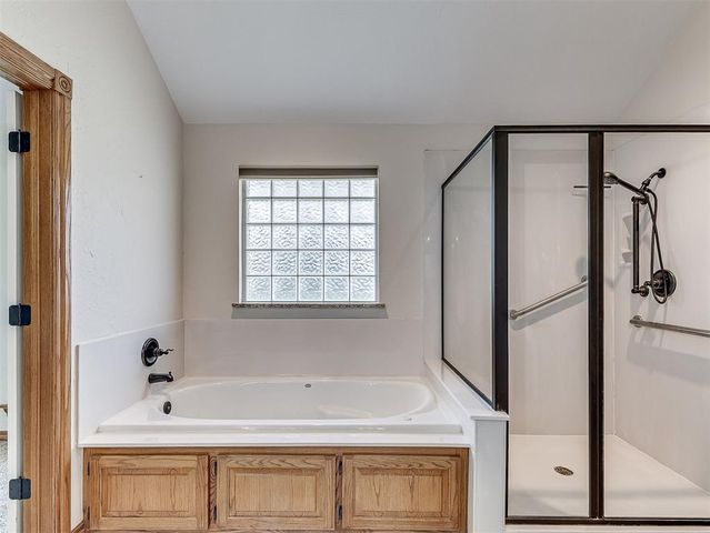809 Grandview Rd, Tuttle, OK 73089