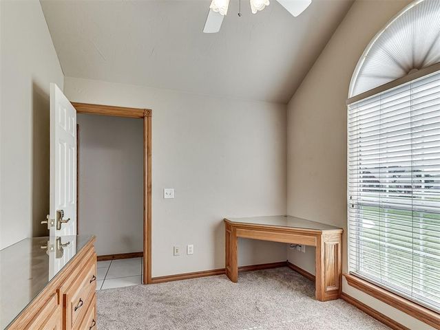 809 Grandview Rd, Tuttle, OK 73089