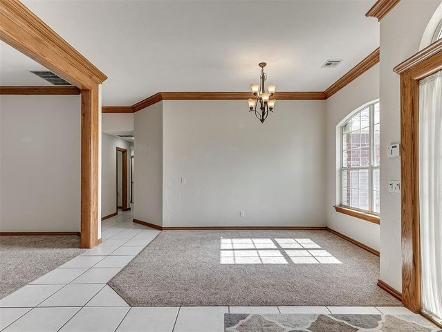 809 Grandview Rd, Tuttle, OK 73089