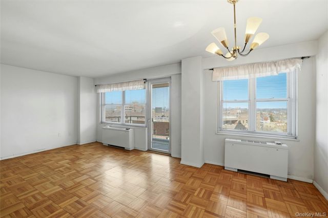 70-20 108th Street 9S, Forest Hills, NY 11375