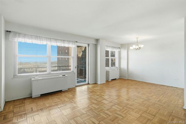 70-20 108th Street 9S, Forest Hills, NY 11375