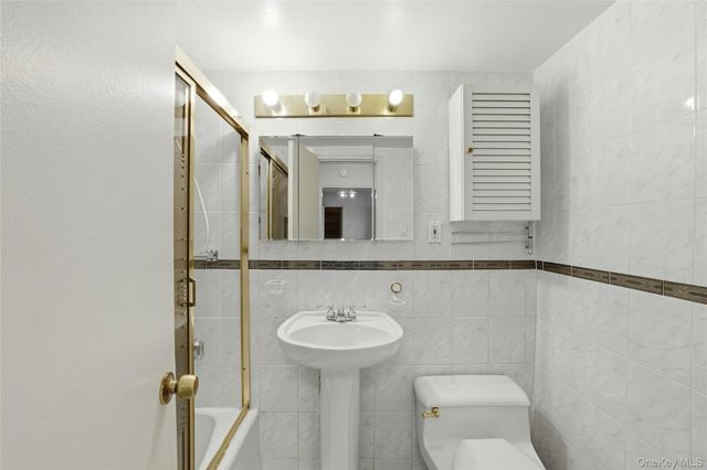 70-20 108th Street 9S, Forest Hills, NY 11375