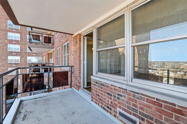 70-20 108th Street 9S, Forest Hills, NY 11375