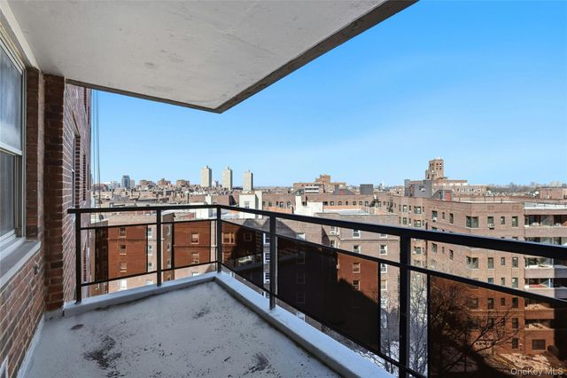 70-20 108th Street 9S, Forest Hills, NY 11375