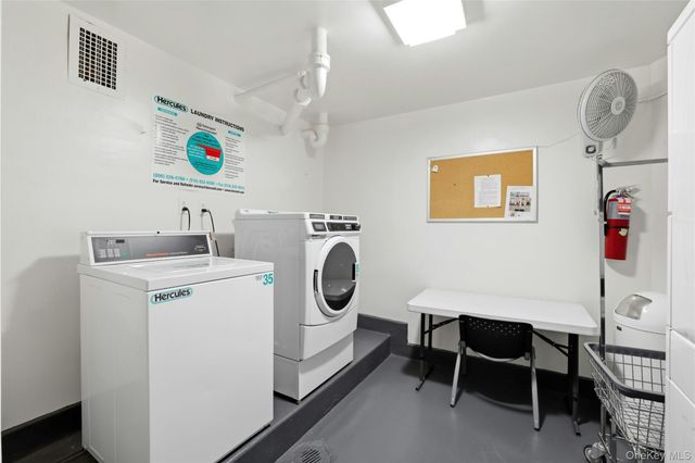 70-20 108th Street 9S, Forest Hills, NY 11375