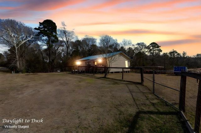 3921 Fm 1669, Huntington, TX 75949