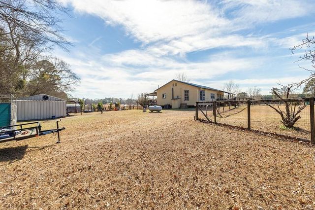 3921 Fm 1669, Huntington, TX 75949