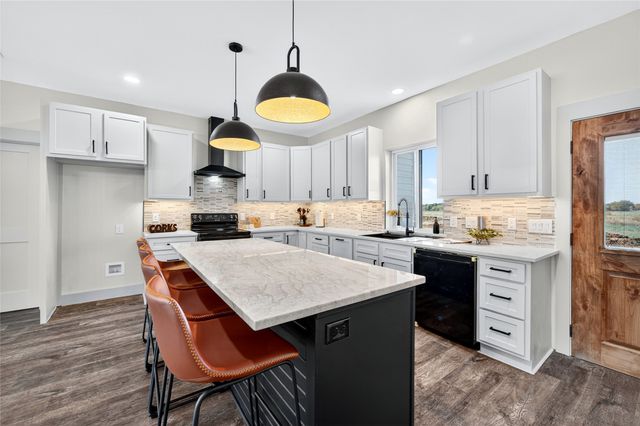 1172 Dixie Estates Way, Whitesboro, TX 76273