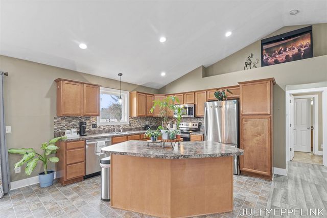 8700 142nd Avenue, West Olive, MI 49460