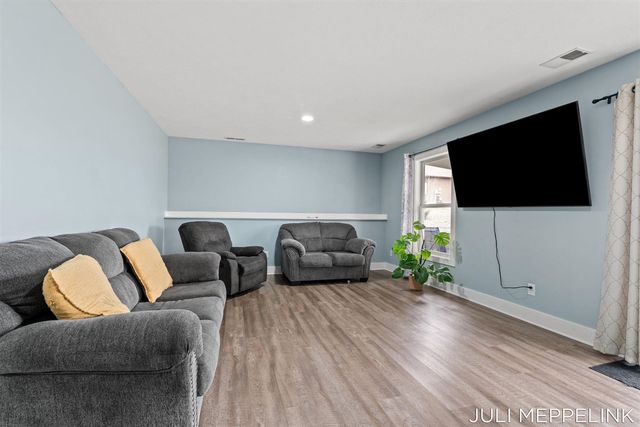 8700 142nd Avenue, West Olive, MI 49460