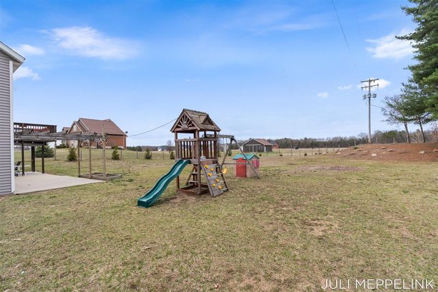 8700 142nd Avenue, West Olive, MI 49460