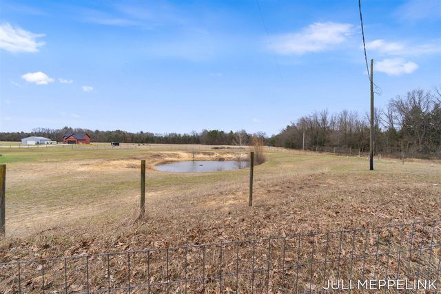 8700 142nd Avenue, West Olive, MI 49460