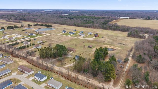 8700 142nd Avenue, West Olive, MI 49460