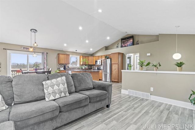 8700 142nd Avenue, West Olive, MI 49460