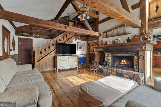434 Mill Creek Drive, Dawsonville, GA 30534