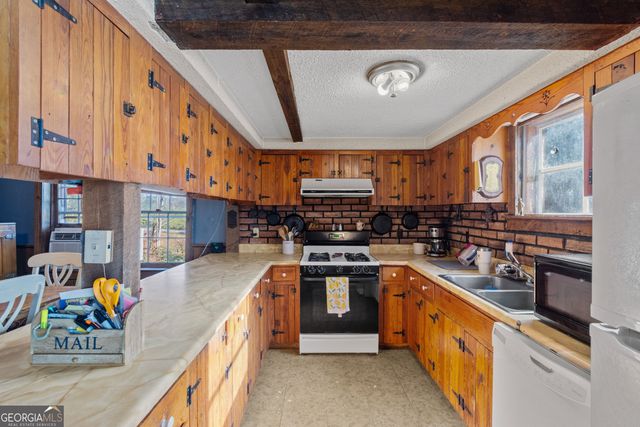 434 Mill Creek Drive, Dawsonville, GA 30534