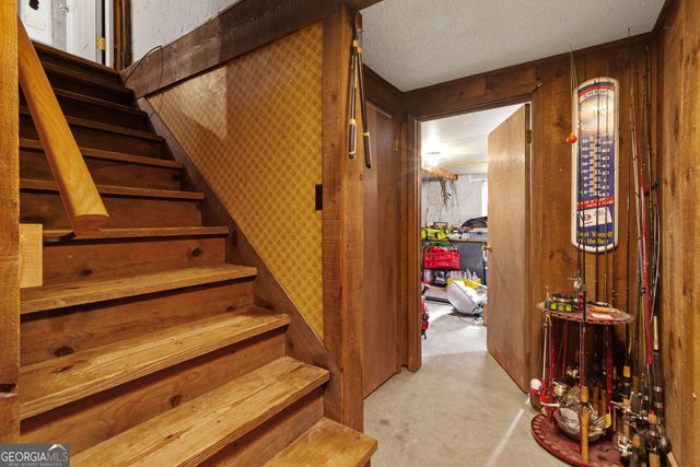 434 Mill Creek Drive, Dawsonville, GA 30534