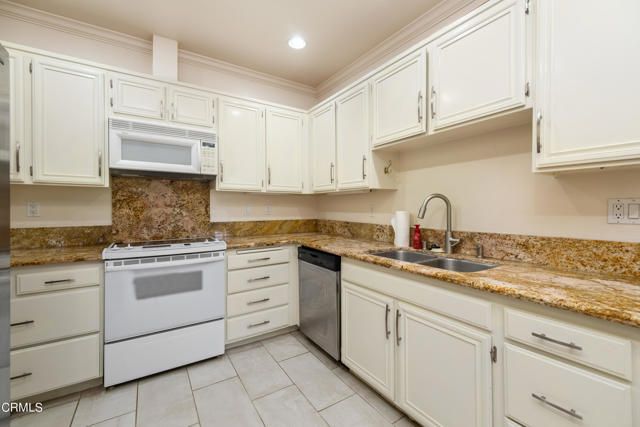 111 S Orange Grove Boulevard 309, Pasadena, CA 91105