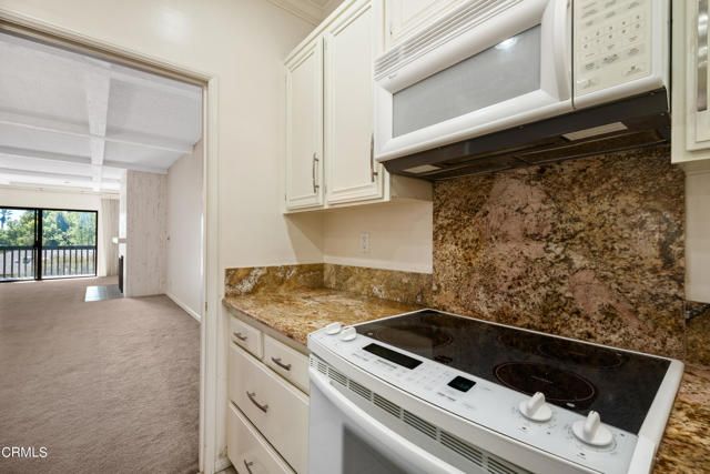 111 S Orange Grove Boulevard 309, Pasadena, CA 91105