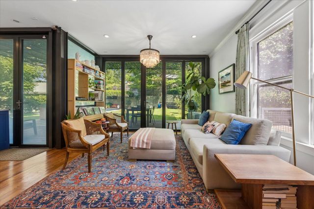 806 Blanco ST, Austin, TX 78703