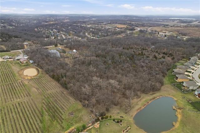 11151 Leavenworth Road, Kansas City, KS 66109