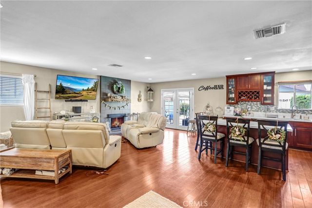 6280 Kinlock Avenue, Rancho Cucamonga, CA 91737