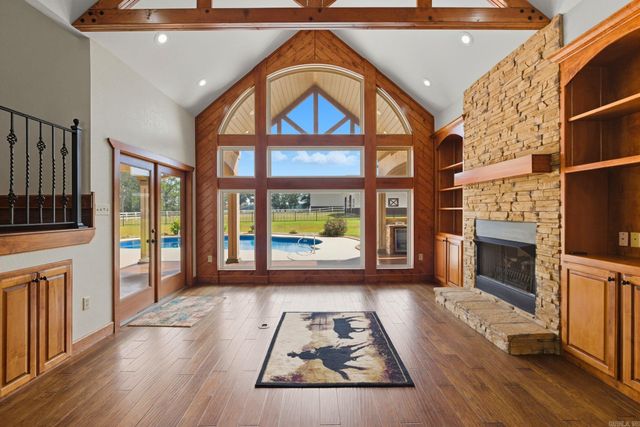 1801 W 64 Highway, El Paso, AR 72045