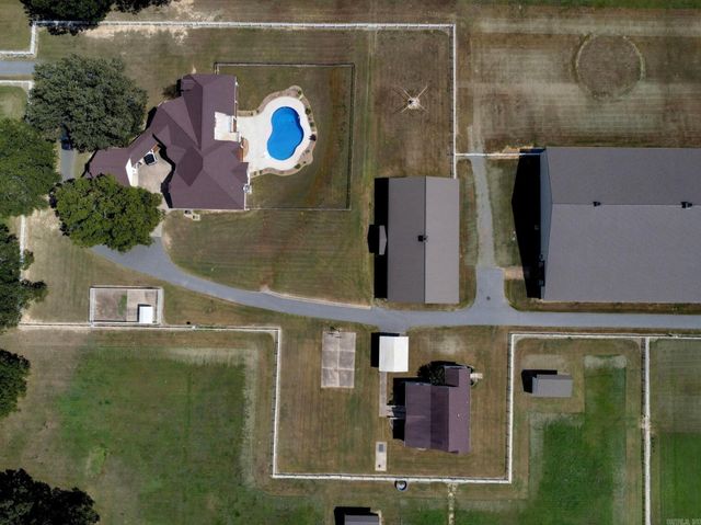 1801 W 64 Highway, El Paso, AR 72045