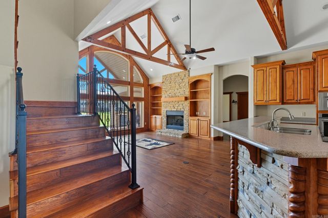 1801 W 64 Highway, El Paso, AR 72045