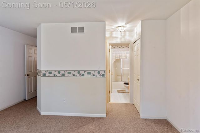 766 Challenging Trail, South Lyon, MI 48178