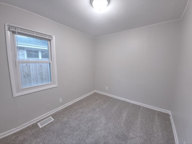 14610 Sawyer Avenue, Midlothian, IL 60445