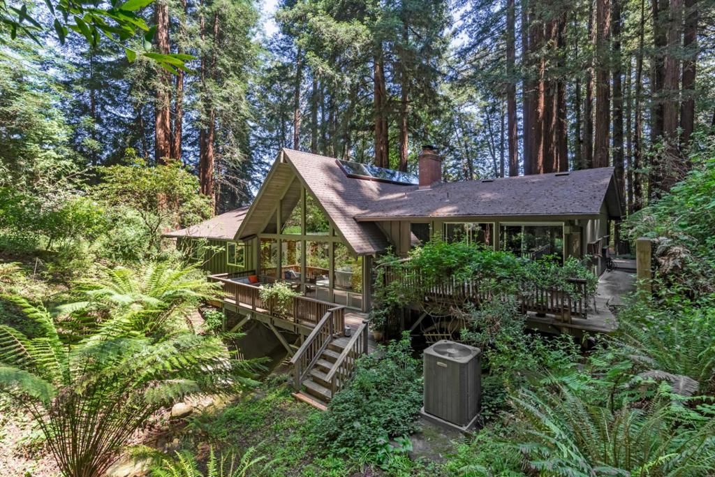 Image 1 of property listing at 573 Patrol Road, Woodside, CA 94062