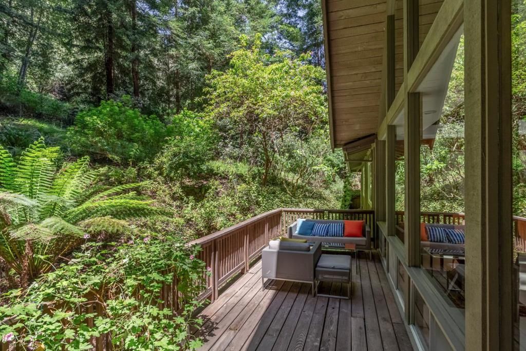 Image 13 of property listing at 573 Patrol Road, Woodside, CA 94062
