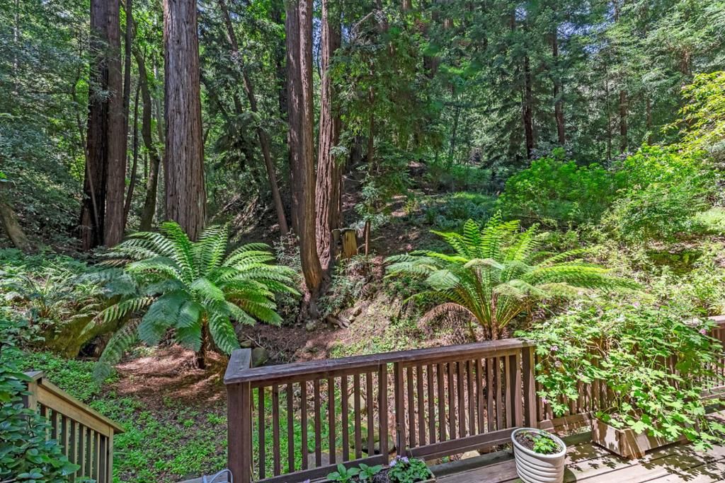 Image 15 of property listing at 573 Patrol Road, Woodside, CA 94062